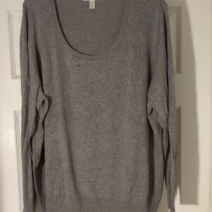 dressbarn Classic Gray Scoop Neck Sweater